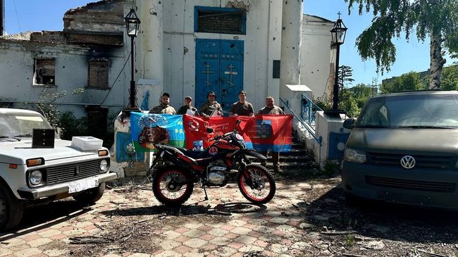 Губернатор Орловской области Андрей Клычков привез бойцам СВО автомобили, мотоцикл и спецоборудование