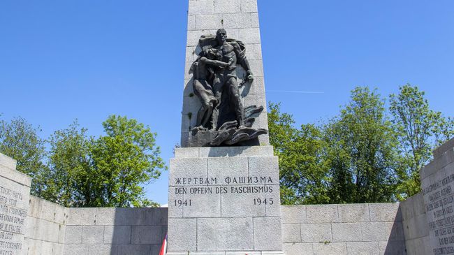 Памятник Жертвам фашизма на месте концлагеря Маутхаузен в Австрии 