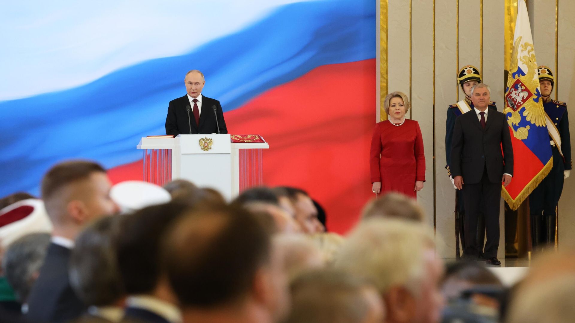 Избранный президент РФ Владимир Путин на церемонии инаугурации в Кремле Избранный президент РФ Владимир Путин на церемонии инаугурации в Кремле - РИА Новости, 1920, 07.05.2024