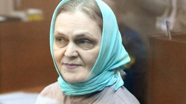 Журналистка и писательница Надежда Кеворкова в Басманном суде Москвы