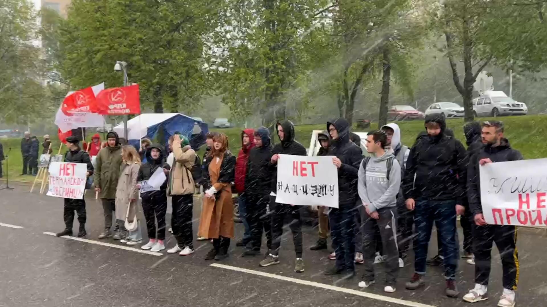 Антифашистская акция у посольства Германии в Москве Антифашистская акция у посольства Германии в Москве - РИА Новости, 1920, 08.05.2024