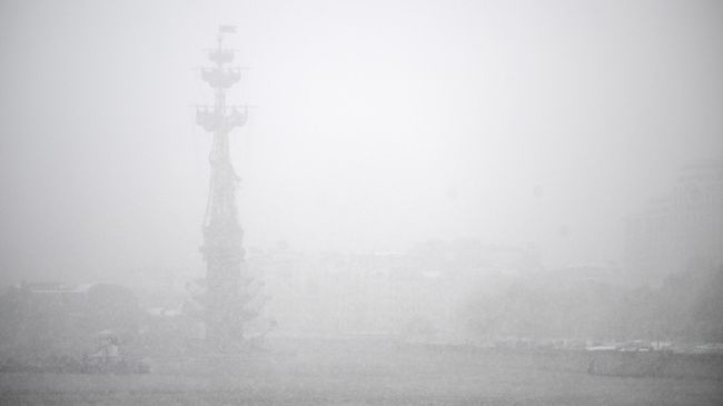 Снег в Москве