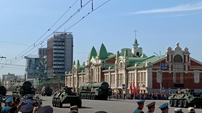 Парад Победы в Новосибирске Парад Победы в Новосибирске