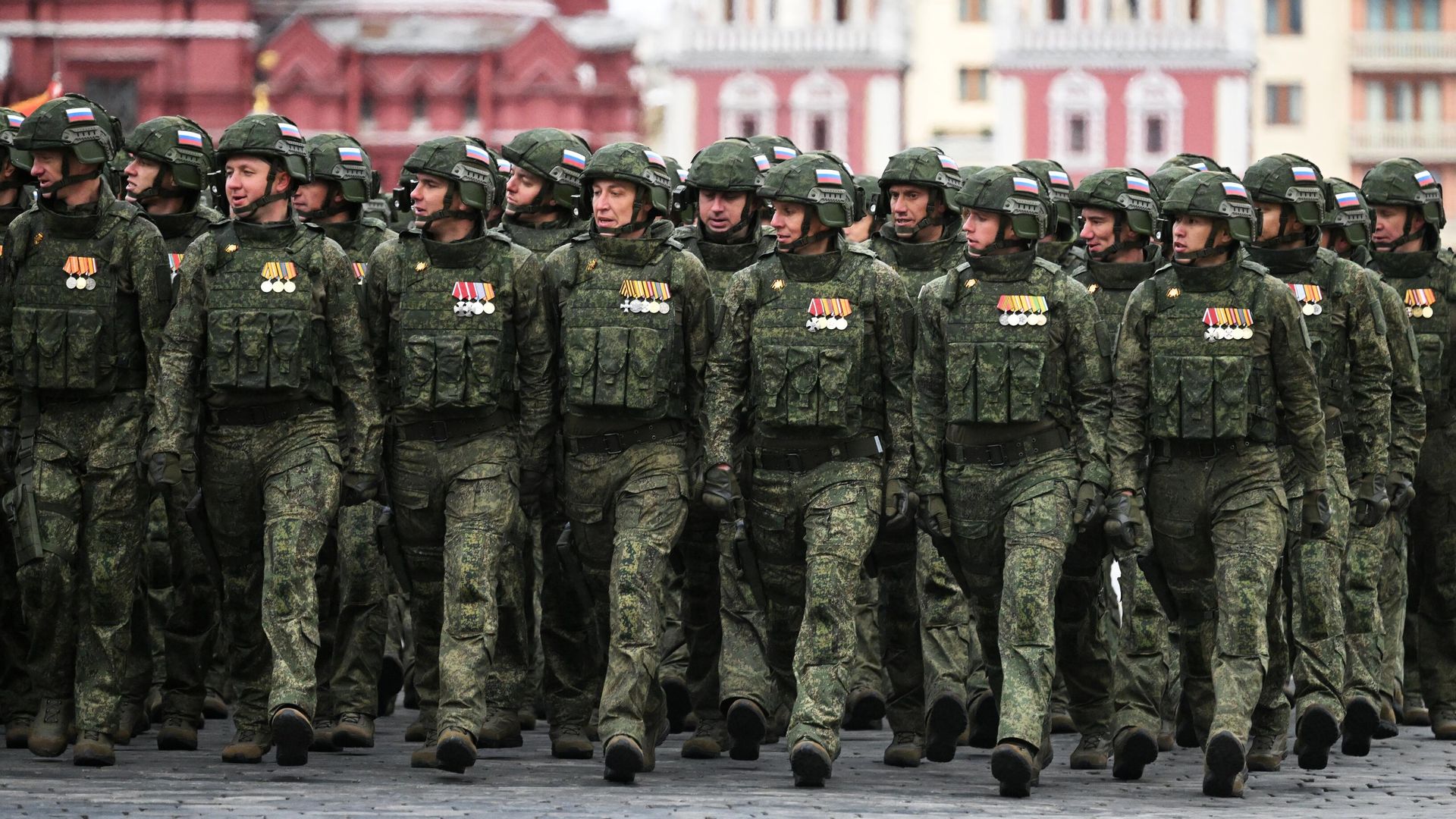 Военнослужащие — участники СВО на военном параде на Красной площади в честь 79-летия Победы в Великой Отечественной войне - РИА Новости, 1920, 14.04.2025