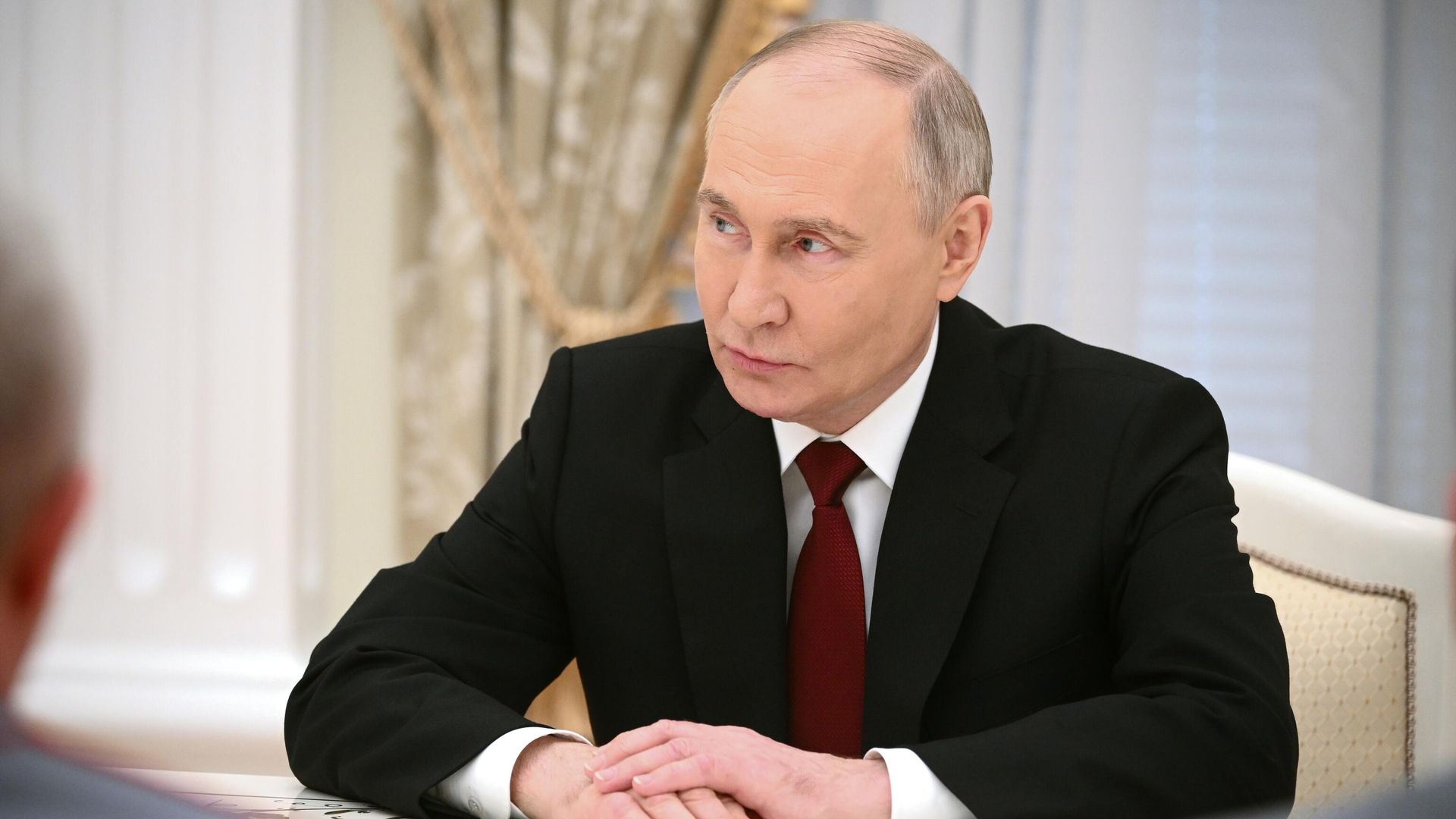 Президент РФ Владимир Путин на встрече с командирами подразделений, участвующих в СВО Президент РФ Владимир Путин на встрече с командирами подразделений, участвующих в СВО - РИА Новости, 1920, 11.05.2024
