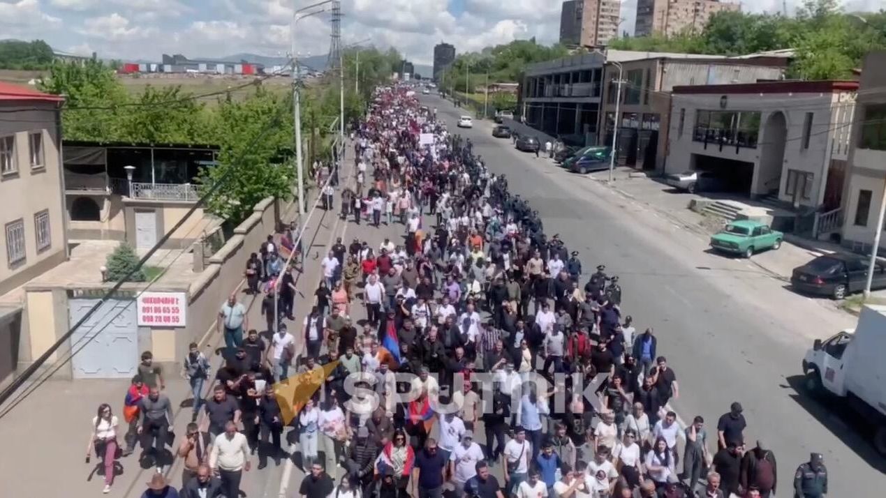 Сторонники движения Тавуш во имя родины в Ереване, Армения. Кадр видео Сторонники движения Тавуш во имя родины в Ереване, Армения. Кадр видео - РИА Новости, 1920, 09.05.2024