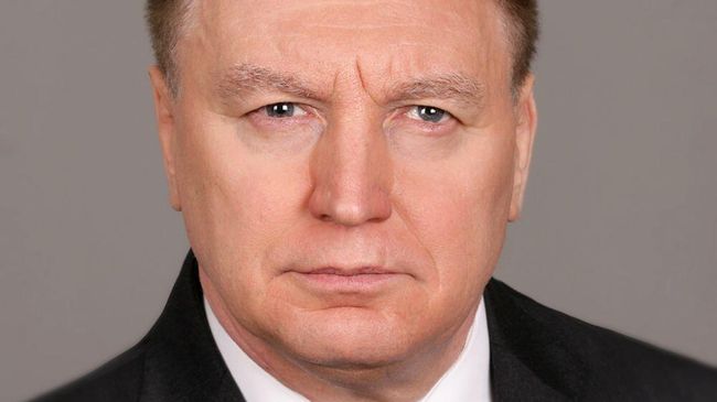 Александр Линец   