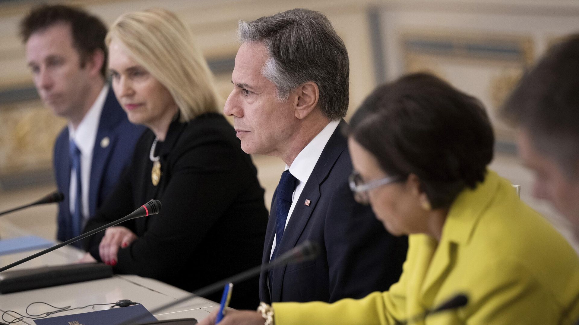 Госсекретарь США Энтони Блинкен во время встречи с президентом Украины Владимиром Зеленским в Киеве Госсекретарь США Энтони Блинкен во время встречи с президентом Украины Владимиром Зеленским в Киеве - РИА Новости, 1920, 14.05.2024