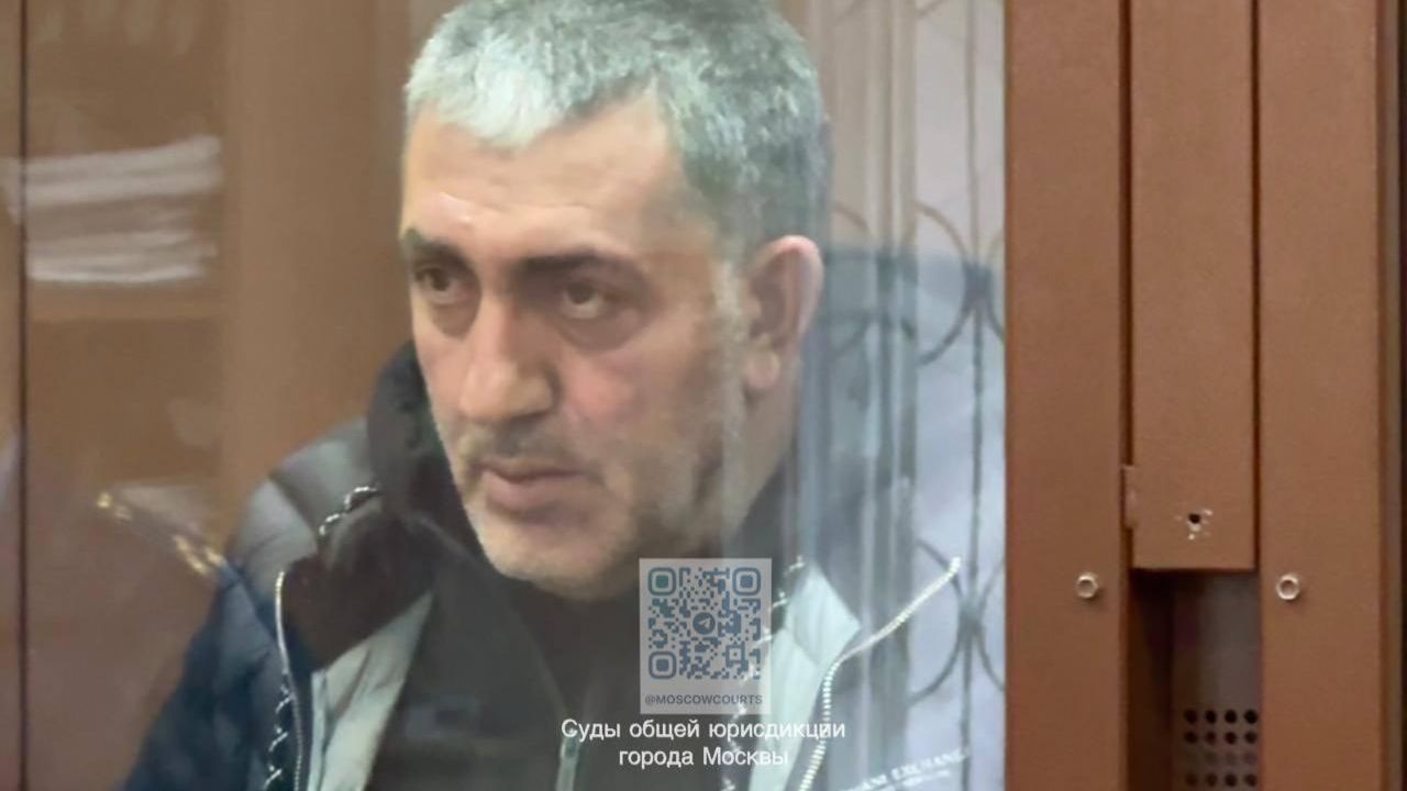 Фигурант по делу о даче взятки экс-начальнику Восьмого управления Генерального штаба Вооруженных Сил РФ Фигурант по делу о даче взятки экс-начальнику Восьмого управления Генерального штаба Вооруженных Сил РФ - РИА Новости, 1920, 28.05.2024