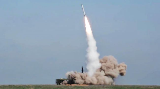  Боевой пуск ракеты из комплекса Искандер-М