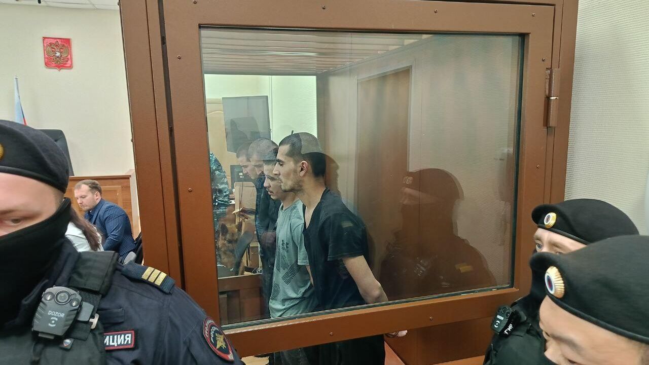 Фигуранты дела о теракте в Крокусе в Басманном суде Москвы Фигуранты дела о теракте в Крокусе в Басманном суде Москвы - РИА Новости, 1920, 16.05.2024