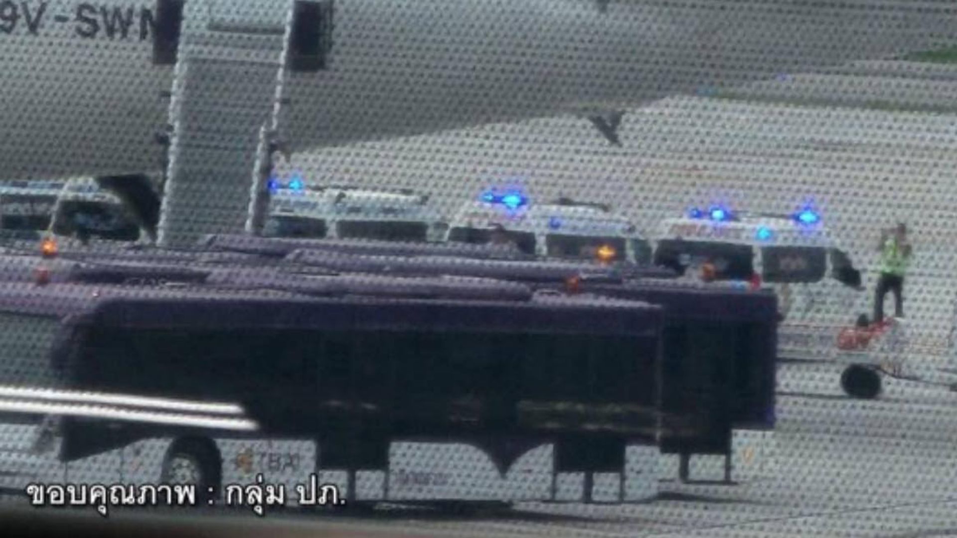 Самолет авиакомпании Singapore Airlines, попавший в зону турбулентности Самолет авиакомпании Singapore Airlines, попавший в зону турбулентности - РИА Новости, 1920, 21.05.2024