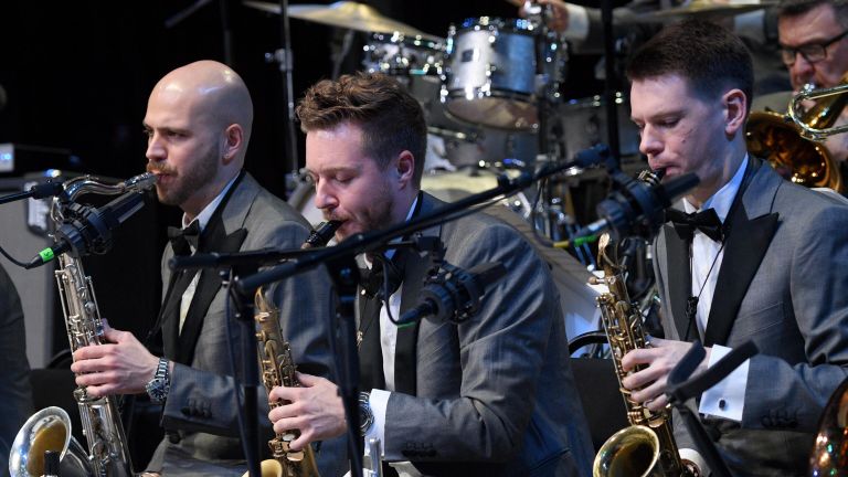 Музыканты выступают на открытии Moscow Jazz Festival 2023 в Московском концертном зале Зарядье Музыканты выступают на открытии Moscow Jazz Festival 2023 в Московском концертном зале Зарядье