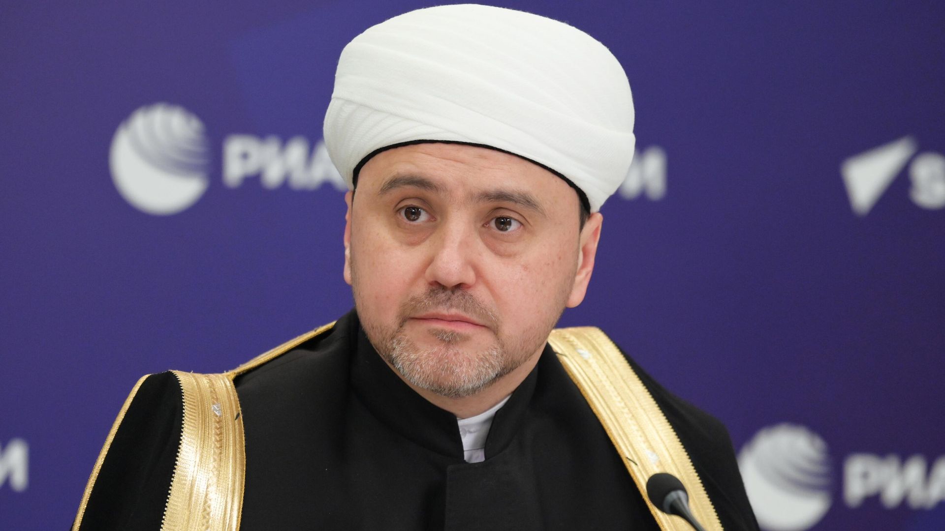 Первый заместитель председателя Совета муфтиев России, заместитель председателя Духовного управления мусульман РФ Рушан Аббясов Первый заместитель председателя Совета муфтиев России, заместитель председателя Духовного управления мусульман РФ Рушан Аббясов - РИА Новости, 1920, 25.05.2026