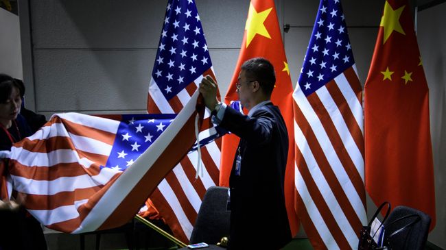 Флаги США и Китая