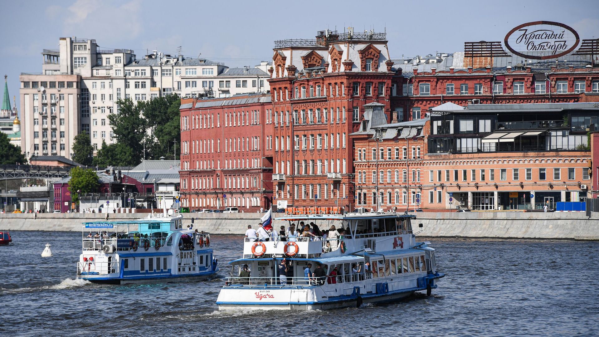 Прогулочные речные трамваи в Москве-реке - РИА Новости, 1920, 24.06.2024