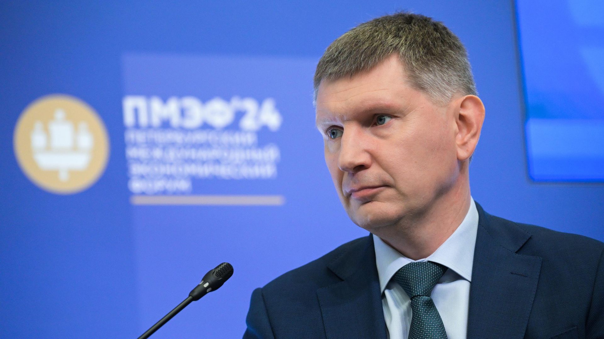Министр экономического развития Российской Федерации Максим Решетников на ПМЭФ-2024 Министр экономического развития Российской Федерации Максим Решетников на ПМЭФ-2024 - РИА Новости, 1920, 28.10.2024