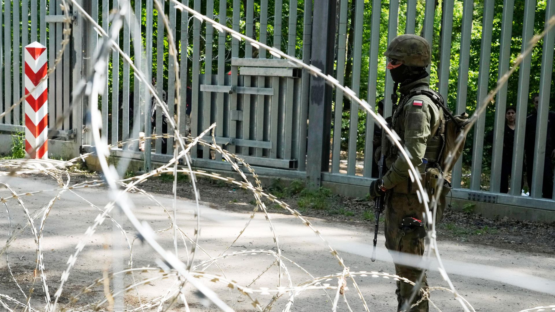 Польский военный на границе с Белоруссией Польский военный на границе с Белоруссией - РИА Новости, 1920, 04.10.2024