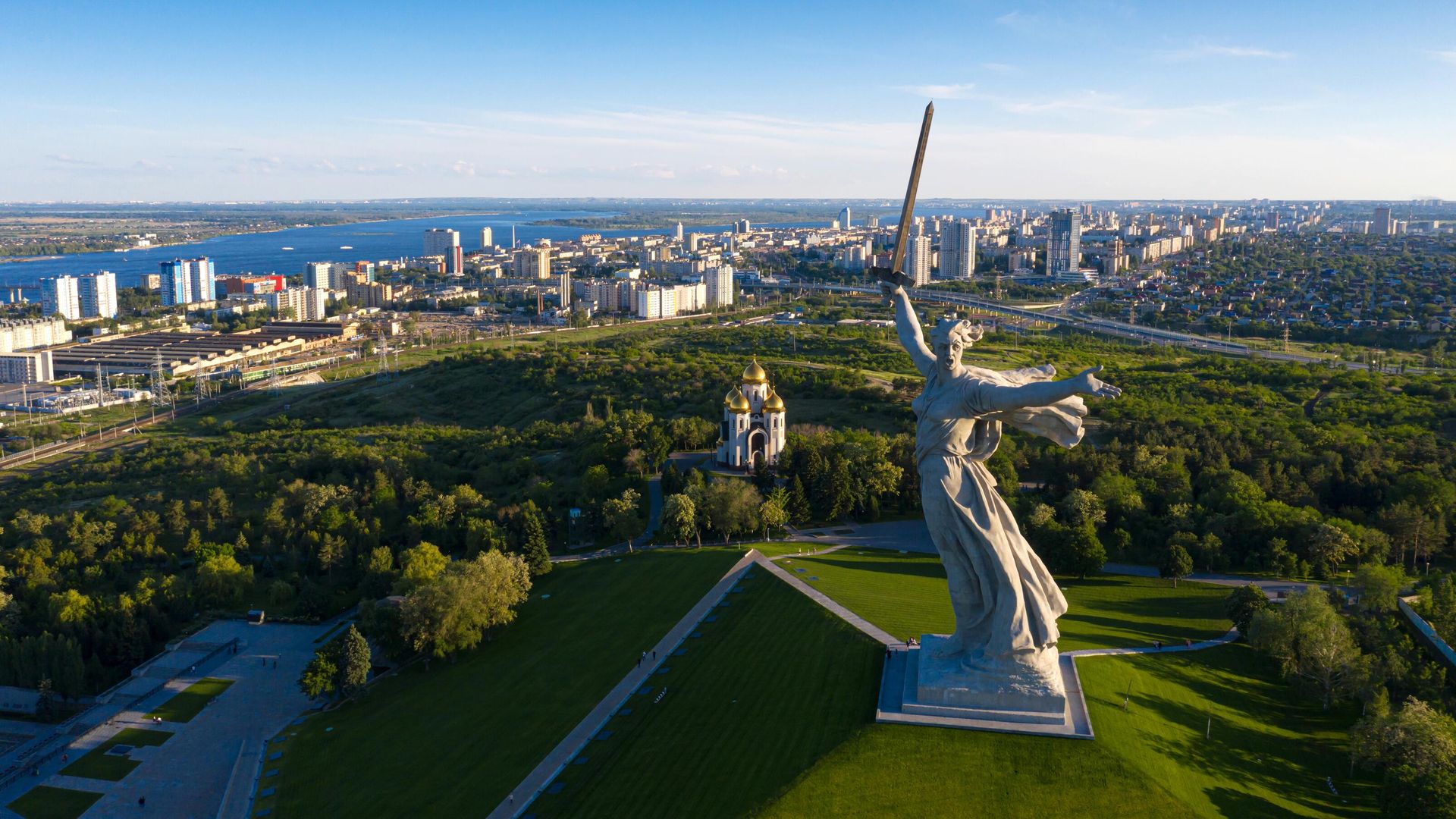 Монумент Родина-мать зовет! на Мамаевом кургане  - РИА Новости, 1920, 05.07.2025