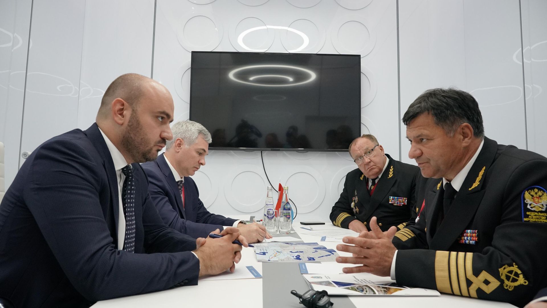 Самарская область продолжит работу по созданию портового хаба на Волге Самарская область продолжит работу по созданию портового хаба на Волге - РИА Новости, 1920, 07.06.2024