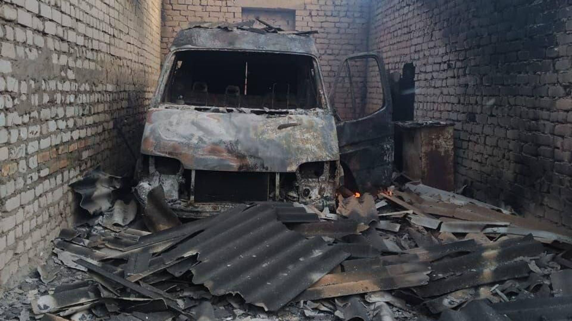 Последствия обстрела со стороны ВСУ в Алешках Херсонской области Последствия обстрела со стороны ВСУ в Алешках Херсонской области - РИА Новости, 1920, 06.07.2024