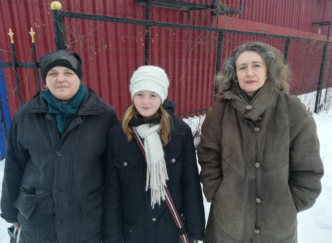 Вихорева привезла гуманитарную помощь в прифронтовой поселок Спартак Вихорева привезла гуманитарную помощь в прифронтовой поселок Спартак - РИА Новости, 1920, 11.06.2024