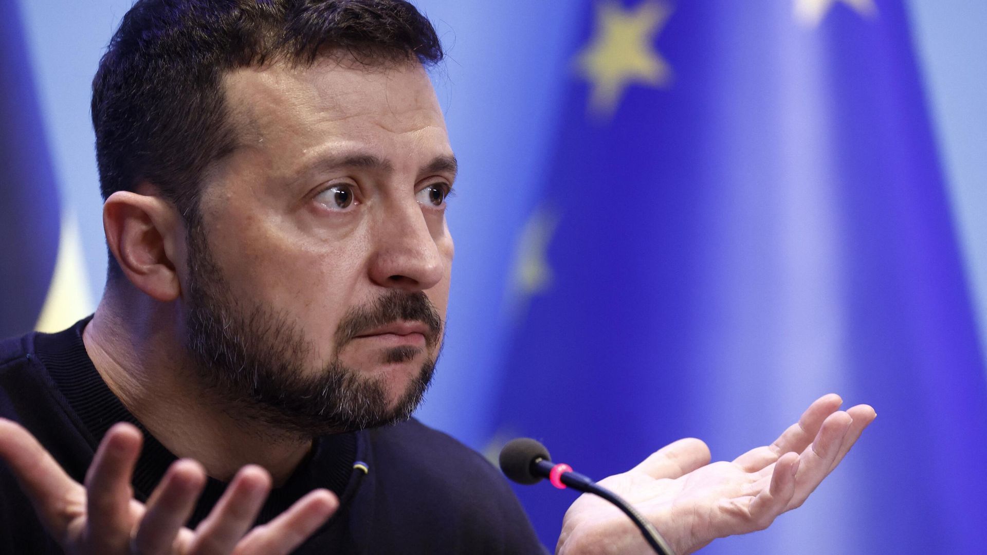 Президент Украины Владимир Зеленский во время пресс-конференции в Бельгии. 28 мая 2024 года Президент Украины Владимир Зеленский во время пресс-конференции в Бельгии. 28 мая 2024 года - РИА Новости, 1920, 14.06.2024