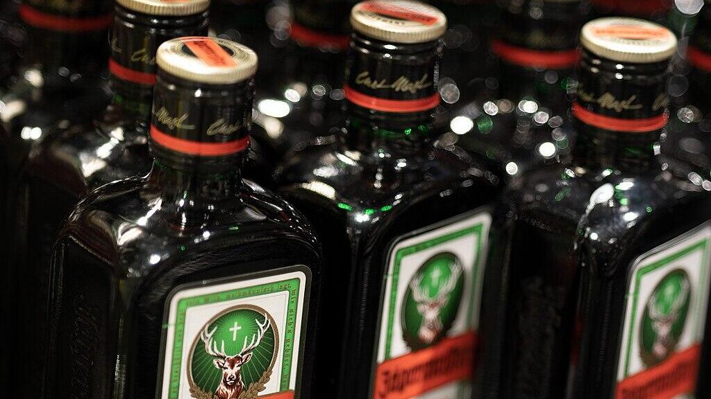 Ликер Jägermeister Ликер Jägermeister - РИА Новости, 1920, 02.11.2022