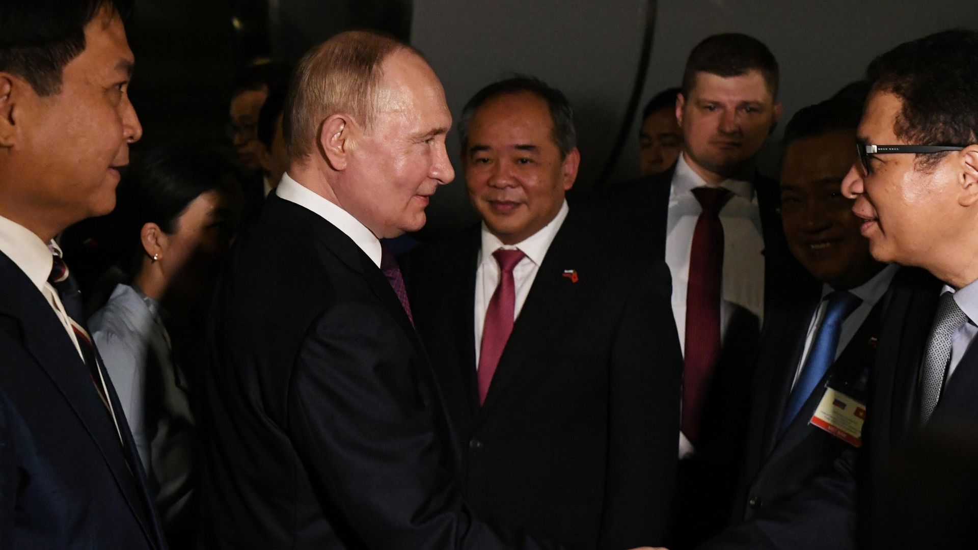 Дружественный государственный визит президента Владимира Путина во Вьетнам Дружественный государственный визит президента Владимира Путина во Вьетнам - РИА Новости, 1920, 20.06.2024