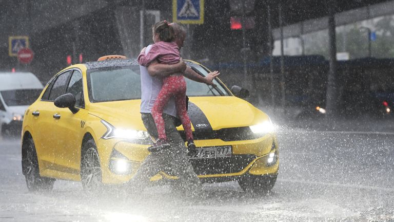 Сильный дождь в Москве Сильный дождь в Москве