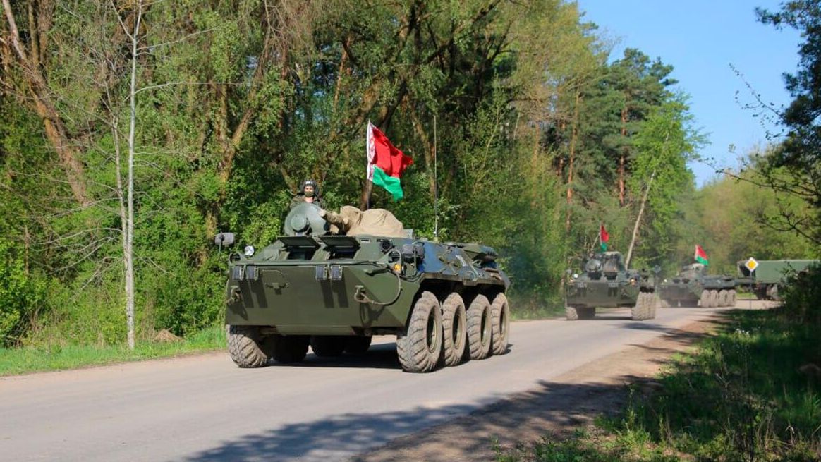Боевая техника во время проверки готовности войск в Белоруссии Боевая техника во время проверки готовности войск в Белоруссии - РИА Новости, 1920, 21.06.2024