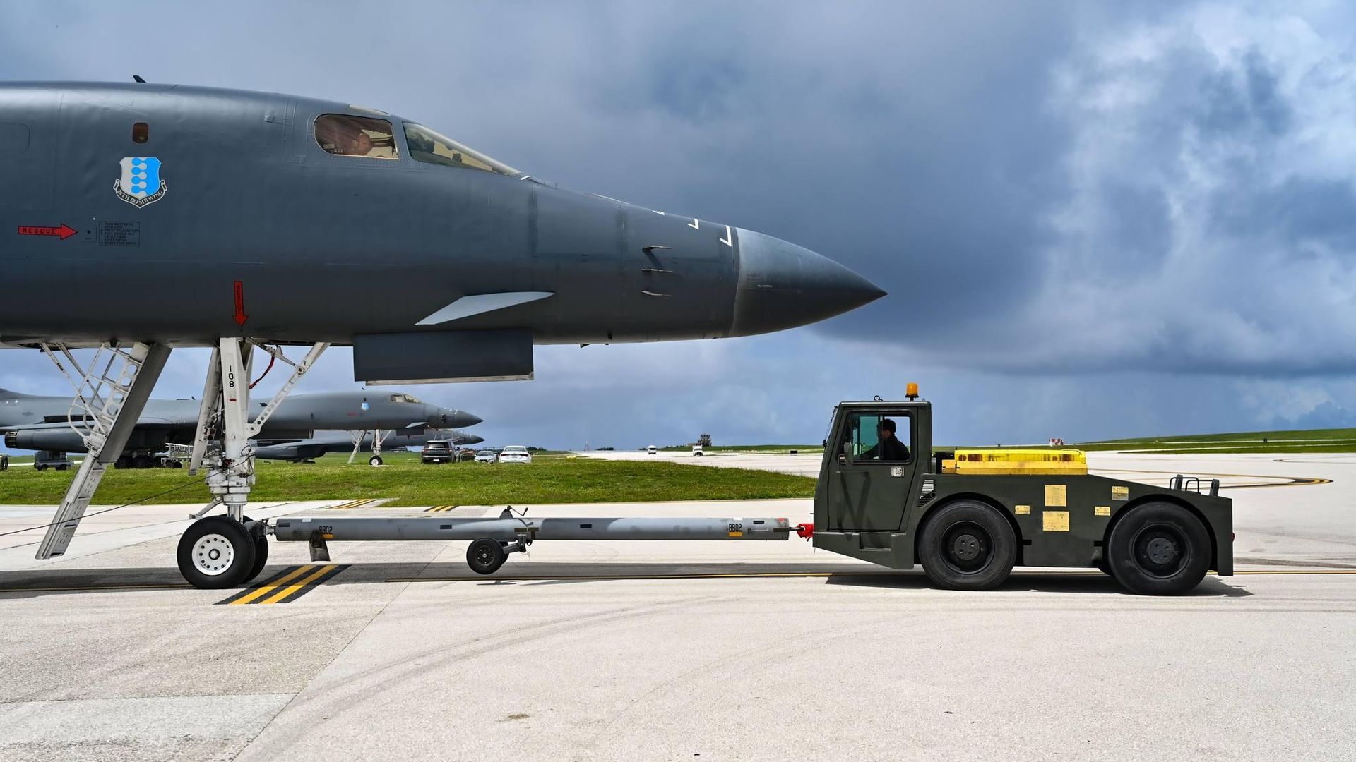 Бомбардировщик B-1B прибыл на остров Гуам Бомбардировщик B-1B прибыл на остров Гуам - РИА Новости, 1920, 21.06.2024