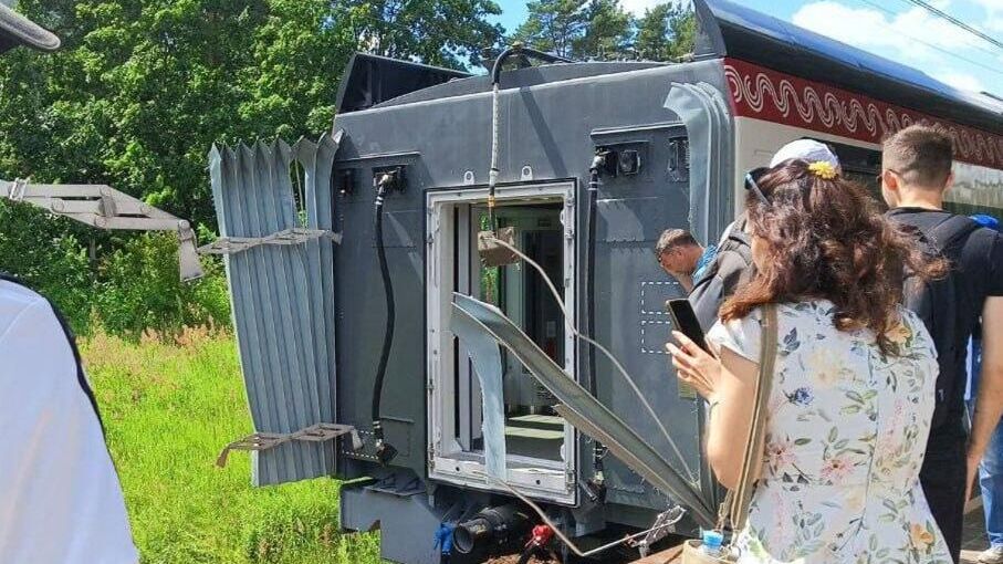 Поезд Иволга на подмосковной станции МЦД-3 Кратово Поезд Иволга на подмосковной станции МЦД-3 Кратово - РИА Новости, 1920, 01.07.2024