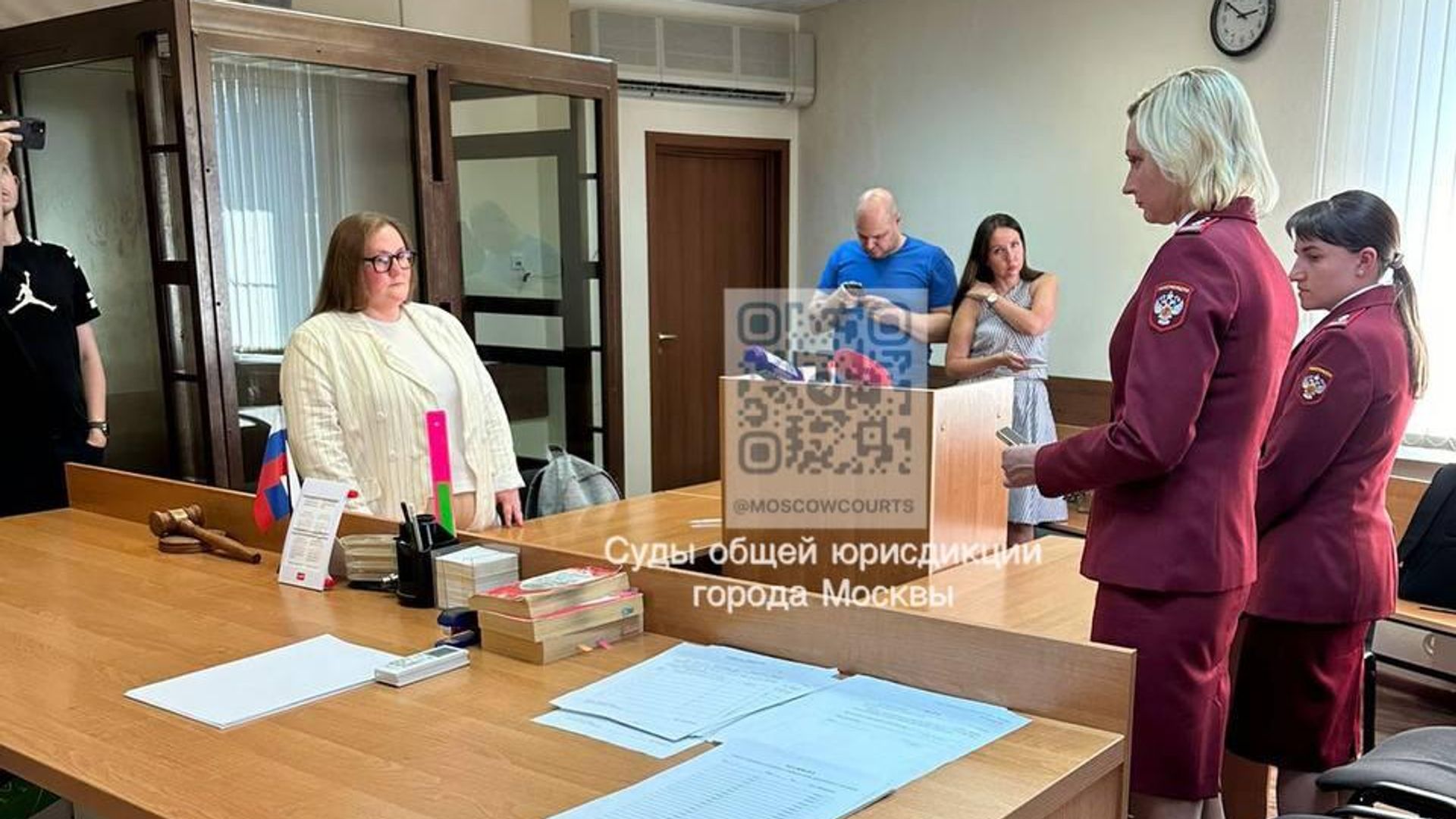 Заседание Люблинского районного суда Москвы по рассмотрению вопроса о приостановке деятельности ООО Локалкитчен Заседание Люблинского районного суда Москвы по рассмотрению вопроса о приостановке деятельности ООО Локалкитчен - РИА Новости, 1920, 28.06.2024