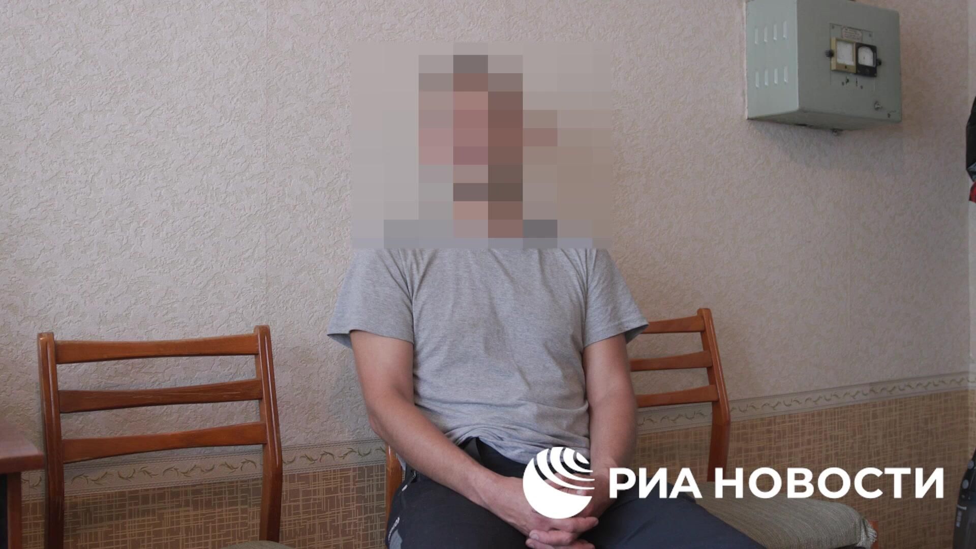 Комментарий одного из беженцев об обстрелах мирных жителей дронами ВСУ Комментарий одного из беженцев об обстрелах мирных жителей дронами ВСУ - РИА Новости, 1920, 29.06.2024