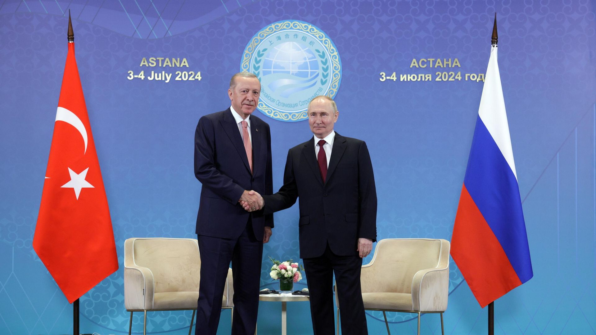 Президент РФ Владимир Путин и президент Турецкой Республики Реджеп Тайип Эрдоган во время встречи на полях саммита Шанхайской организации сотрудничества Президент РФ Владимир Путин и президент Турецкой Республики Реджеп Тайип Эрдоган во время встречи на полях саммита Шанхайской организации сотрудничества - РИА Новости, 1920, 21.10.2024