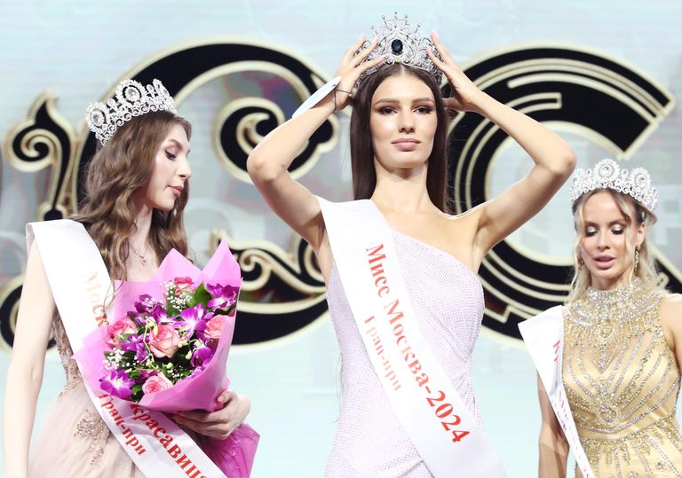 Лилиана Булатова во время конкурса Мисс Москва на Международной выставке-форуме Россия Лилиана Булатова во время конкурса Мисс Москва на Международной выставке-форуме Россия