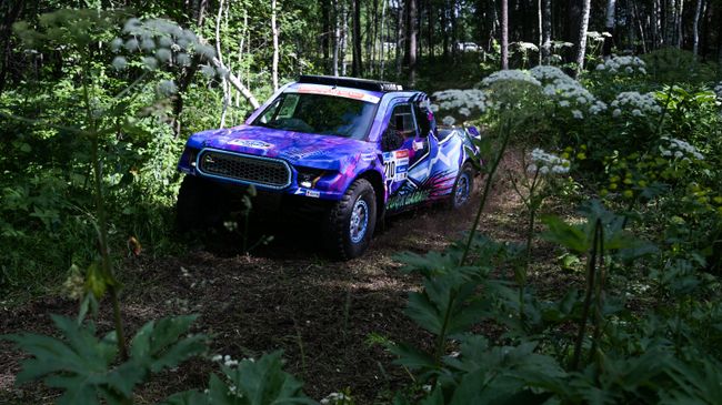 Гонщики команды TRUCK GARAGE RACING TEAM