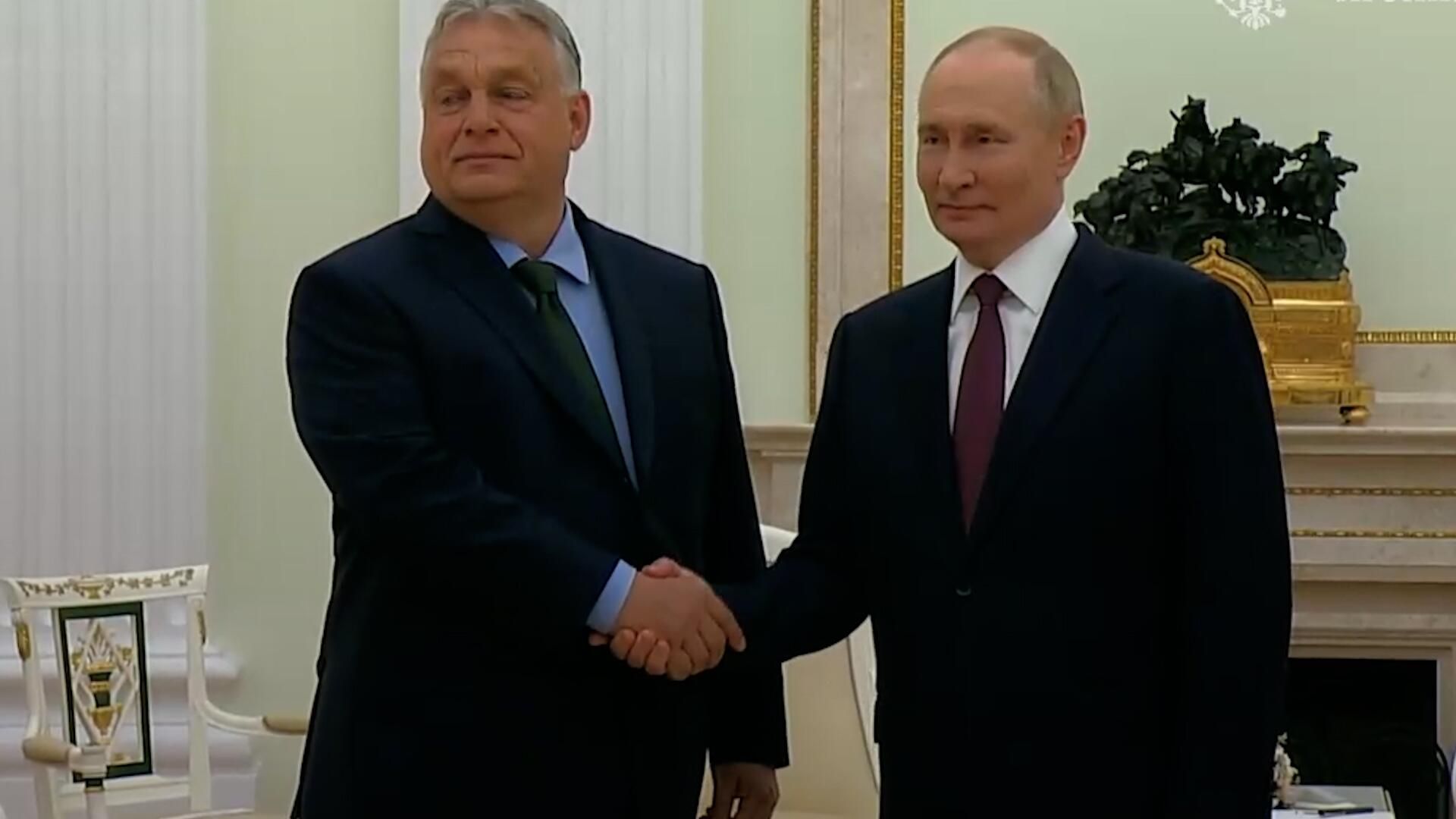 Кадры начала переговоров Путина и Орбана Кадры начала переговоров Путина и Орбана - РИА Новости, 1920, 05.07.2024