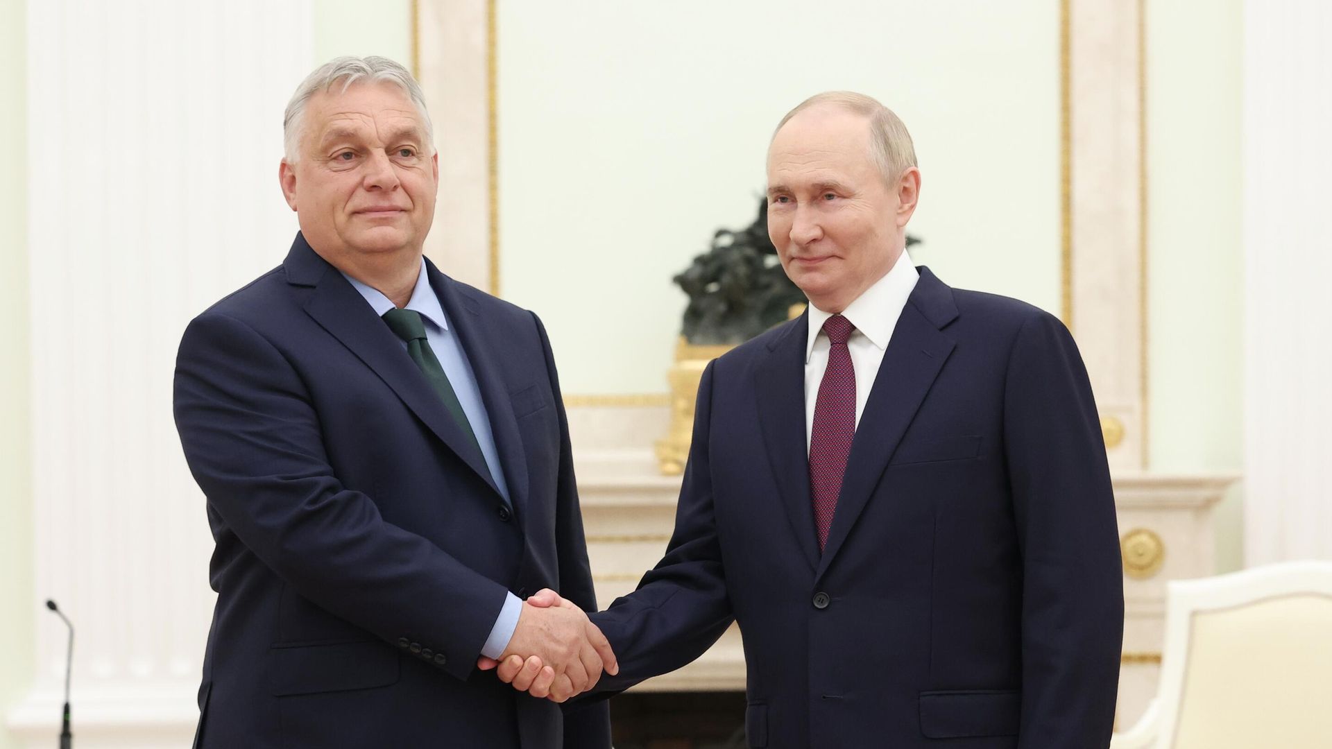 Президент РФ Владимир Путин и премьер-министр Венгрии Виктор Орбан во время встречи в Москве - РИА Новости, 1920, 05.07.2024