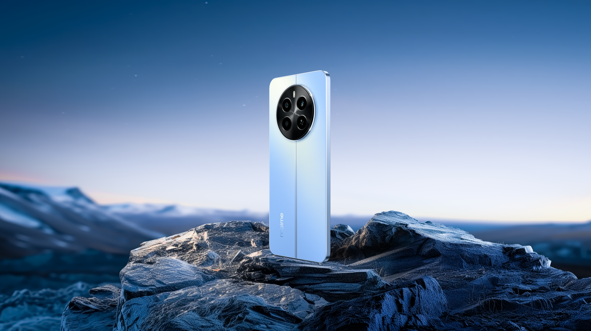 Смартфон realme 12 Смартфон realme 12 - РИА Новости, 1920, 05.07.2024