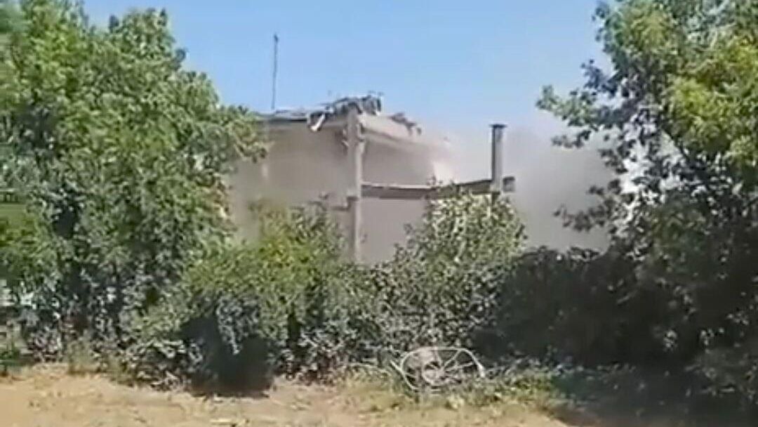 Последствия взрыва газа на насосной станции в Волгограде Последствия взрыва газа на насосной станции в Волгограде - РИА Новости, 1920, 15.04.2026