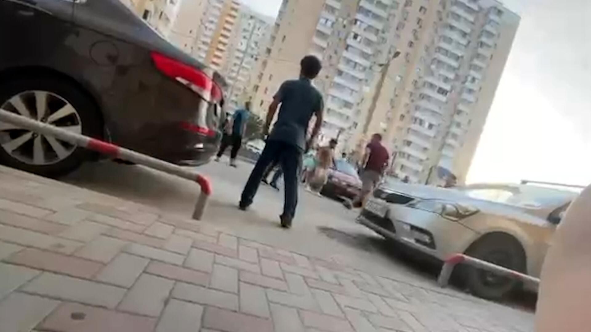 Массовая драка в Краснодаре между местными жителями и мигрантами - РИА Новости, 1920, 07.07.2024