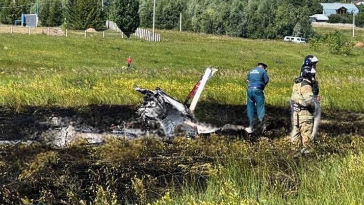 Место крушения легкомоторного самолета Cessna-172 в Камско-Устьинском районе Татарстана Место крушения легкомоторного самолета Cessna-172 в Камско-Устьинском районе Татарстана - РИА Новости, 1920, 12.08.2025