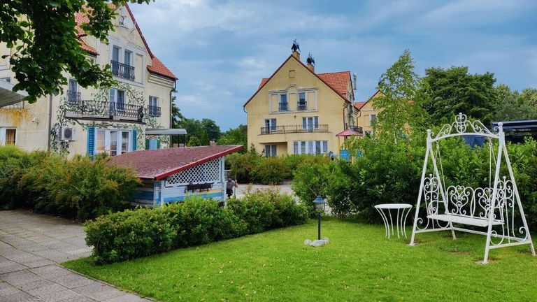 Калининградская область, Куршская коса, поселок Рыбачий, отель Альтримо Калининградская область, Куршская коса, поселок Рыбачий, отель Альтримо