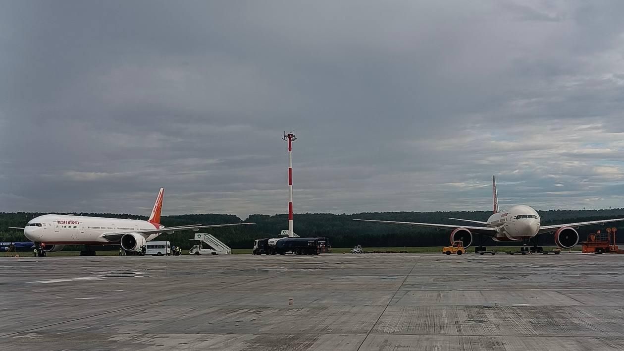 Резервный борт авиакомпании Air India совершил посадку в аэропорту Красноярск Резервный борт авиакомпании Air India совершил посадку в аэропорту Красноярск - РИА Новости, 1920, 19.07.2024