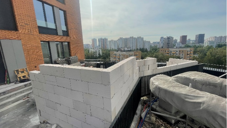 Сауна-самострой на террасе дома в московском районе Кунцево Сауна-самострой на террасе дома в московском районе Кунцево - РИА Новости, 1920, 19.07.2024