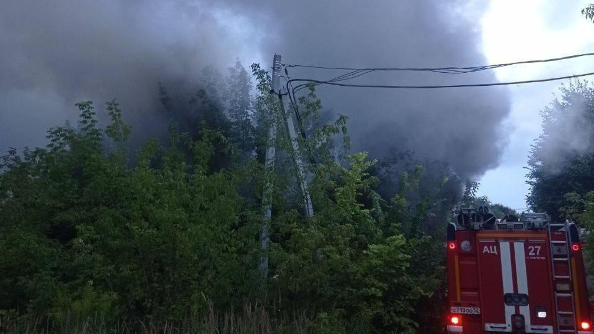 Место пожара на мебельном производстве в Нижнем Новгороде Место пожара на мебельном производстве в Нижнем Новгороде - РИА Новости, 1920, 21.07.2024