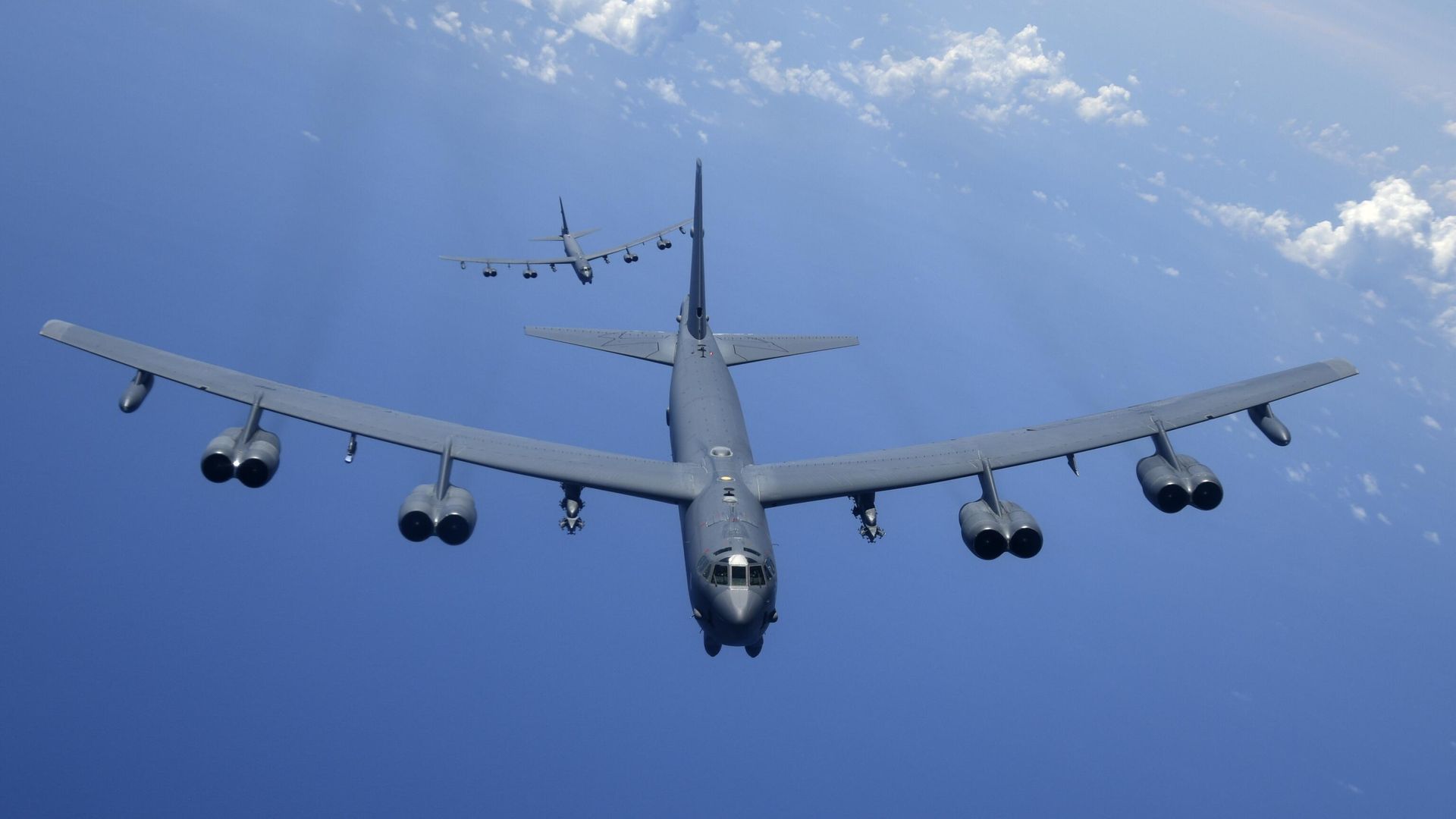 Два стратегических бомбардировщика B-52H Stratofortress ВВС США Два стратегических бомбардировщика B-52H Stratofortress ВВС США - РИА Новости, 1920, 28.03.2025