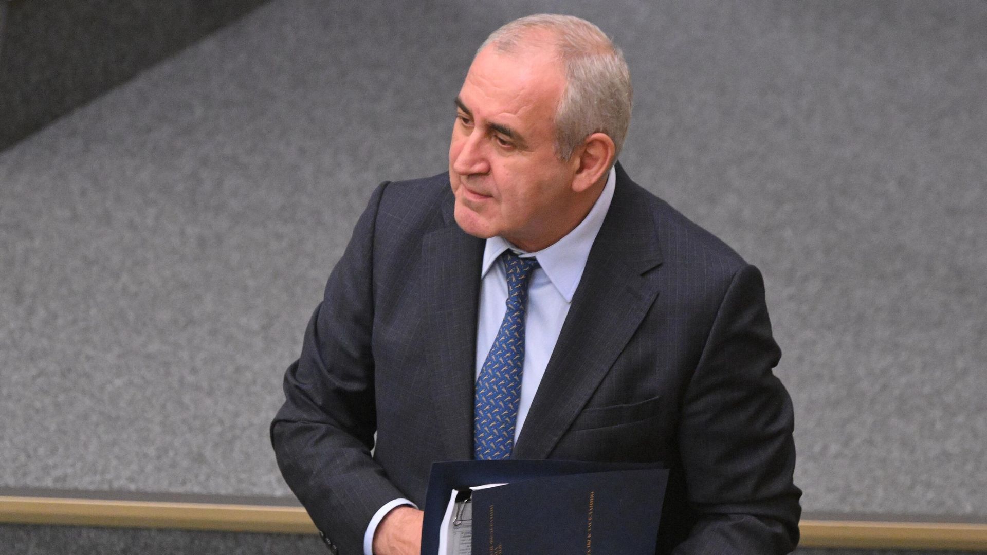 Заместитель председателя Государственной Думы РФ Сергей Неверов на пленарном заседании Государственной Думы РФ Заместитель председателя Государственной Думы РФ Сергей Неверов на пленарном заседании Государственной Думы РФ - РИА Новости, 1920, 23.07.2024